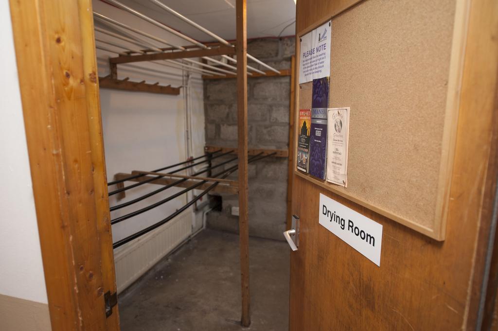 הוסטל Grantown-on-Spey Craggan Outdoors Ardenbeg Bunkhouse חדר תמונה